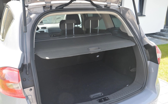Ford Kuga cena 36900 przebieg: 225000, rok produkcji 2011 z Żarki małe 121